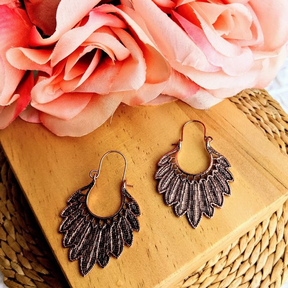 PLANET BOHO SHOP Jewelry - BOHEMIAN FEATHER DROP EARRINGS  + FREE GIFT
